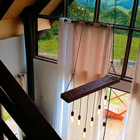 Chale Com Vidros E Hidromassagem Villa Sao Bento do Sapucai Luaran gambar