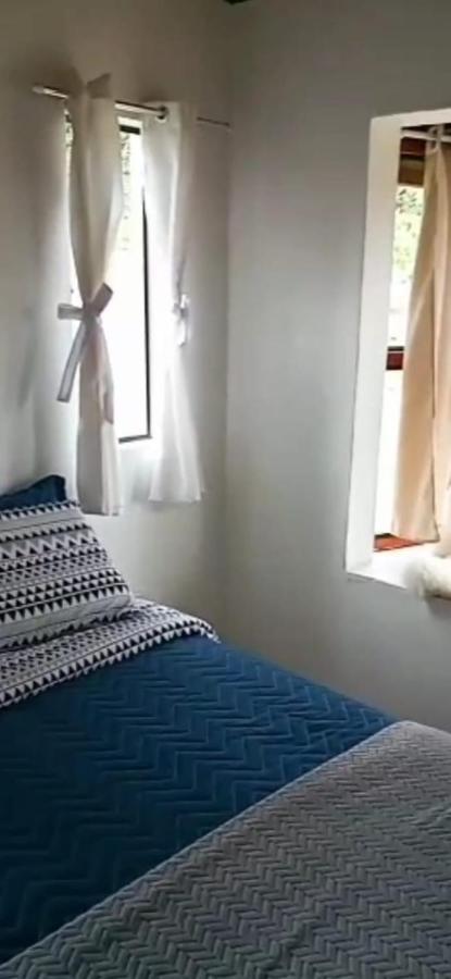 Chale Com Vidros E Hidromassagem Villa Sao Bento do Sapucai Luaran gambar