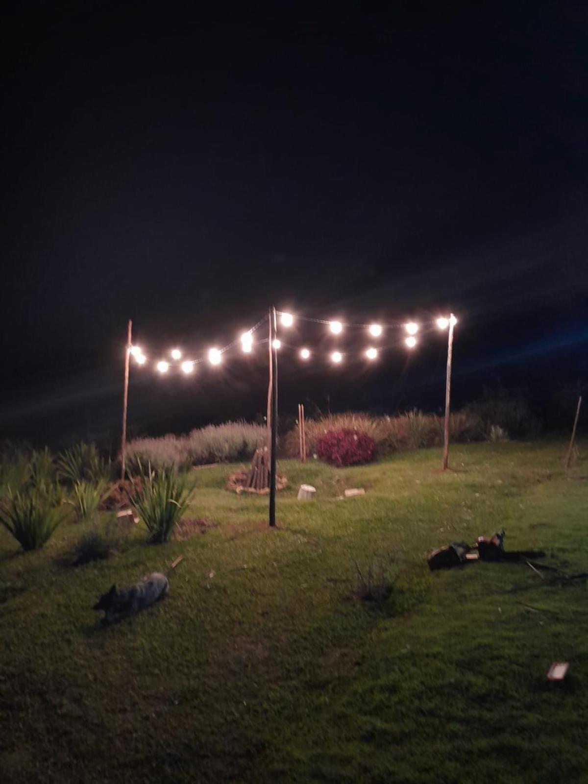 Chale Com Vidros E Hidromassagem Villa Sao Bento do Sapucai Luaran gambar